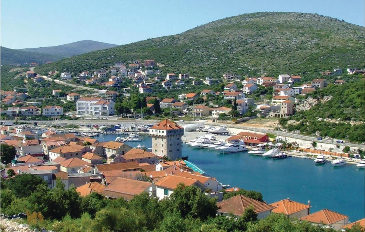 Gorgeous Apartment In Marina With Wifi Екстер'єр фото