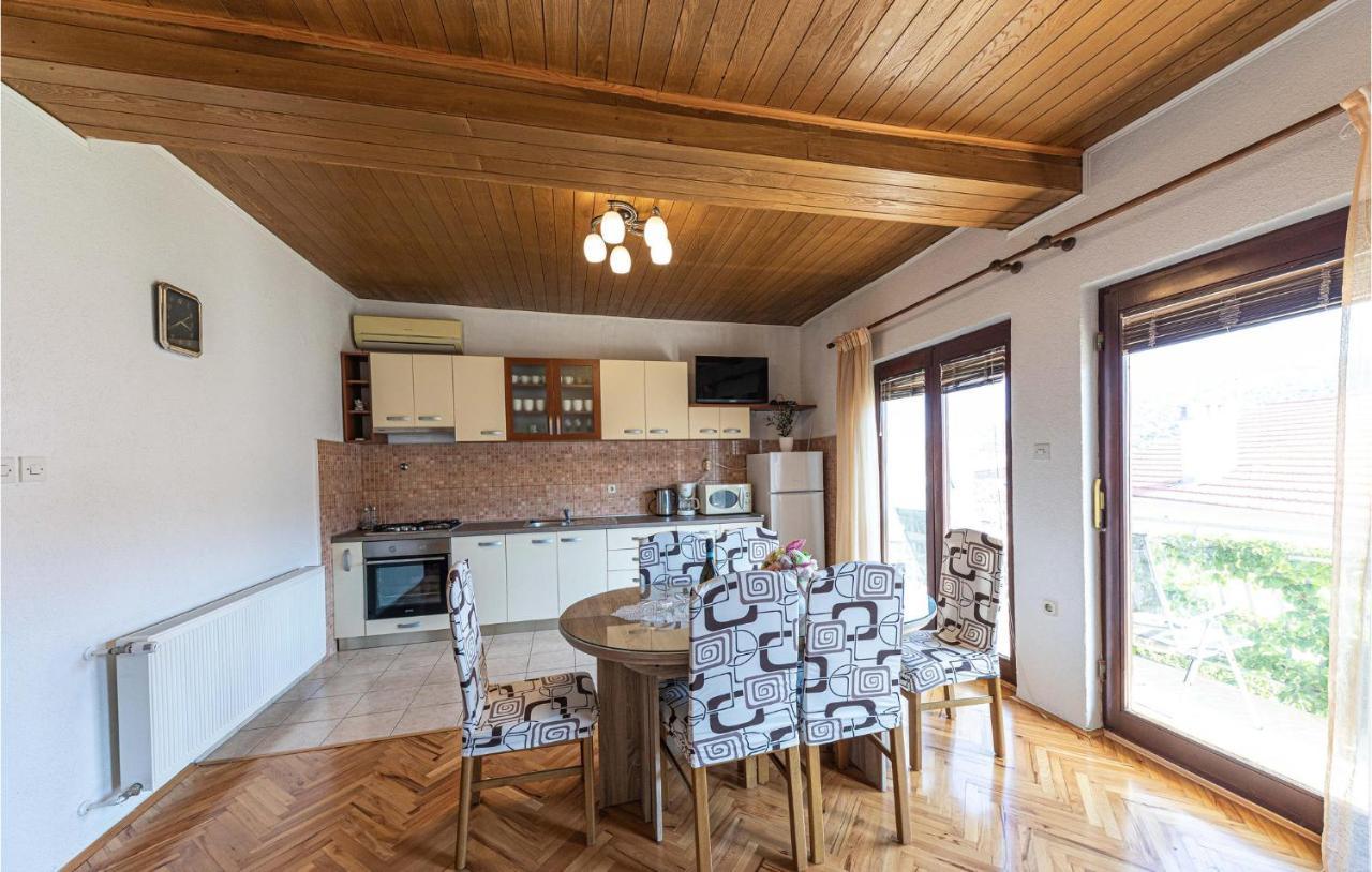 Gorgeous Apartment In Marina With Wifi Екстер'єр фото