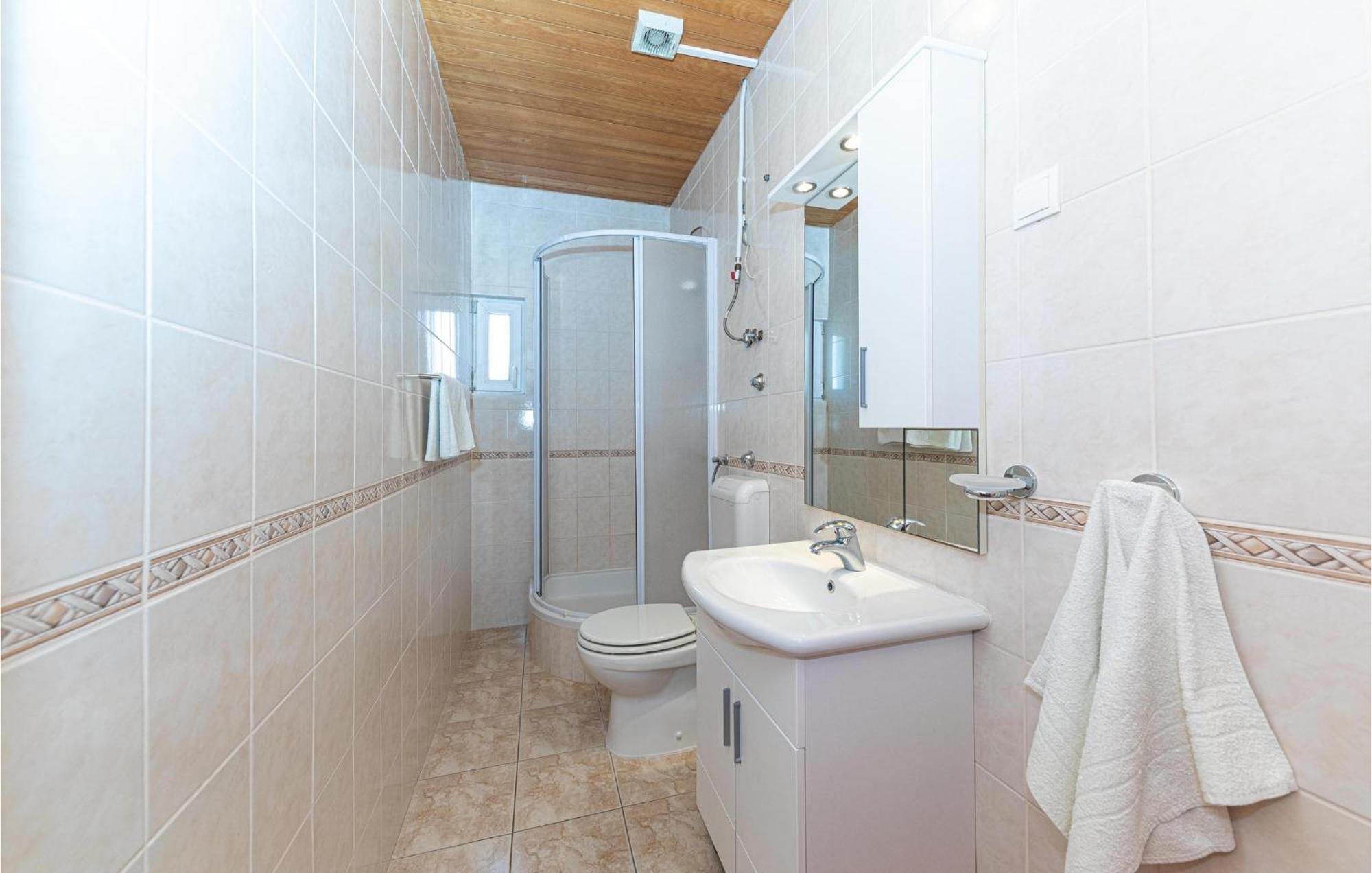 Gorgeous Apartment In Marina With Wifi Екстер'єр фото